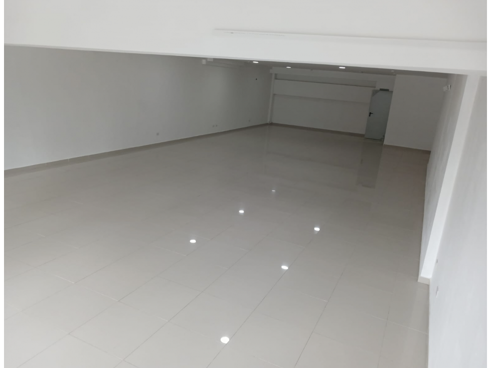 LOCAL COMERCIAL / VIA ESPAÑA / PH SIGNATURE POINT / 170M / PLANTA BAJA — foto 4