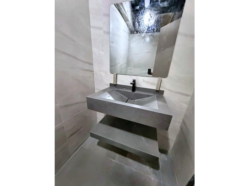 LOCAL / VIA BRASIL / 217M / 1 BAÑO / DIVISIONES / MEZZANINE — foto 5