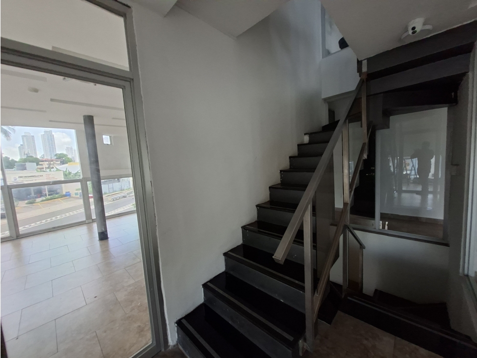 SE ALQUILA LOCAL PARQUE LEFEVRE 75M 2 PARKING CON AIRE ACONDICIONADO — foto 6