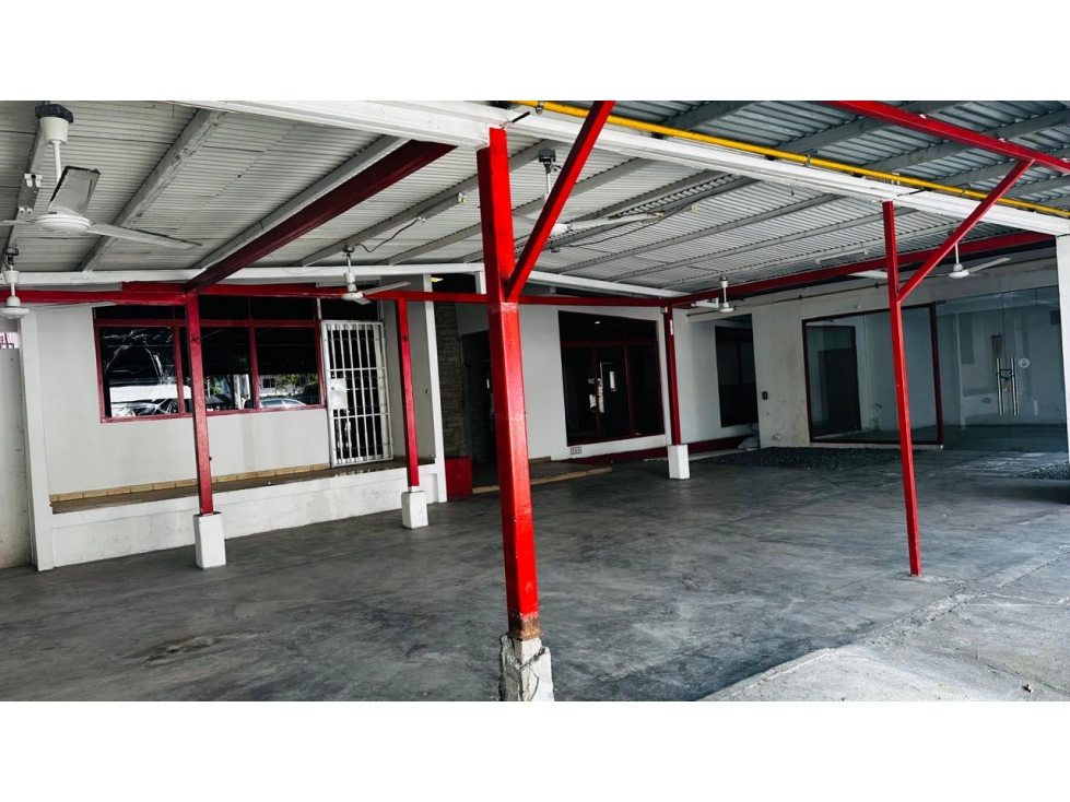 LOCAL COMERCIAL / SAN FRANCISCO / 700M / TERRAZA / 8 PARKING - 1