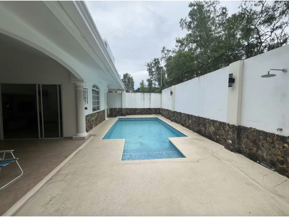 COSTA DEL ESTE / 366M2 / 3 HABITACIONES / PISCINA / DUPLEX / PATIO — foto 2