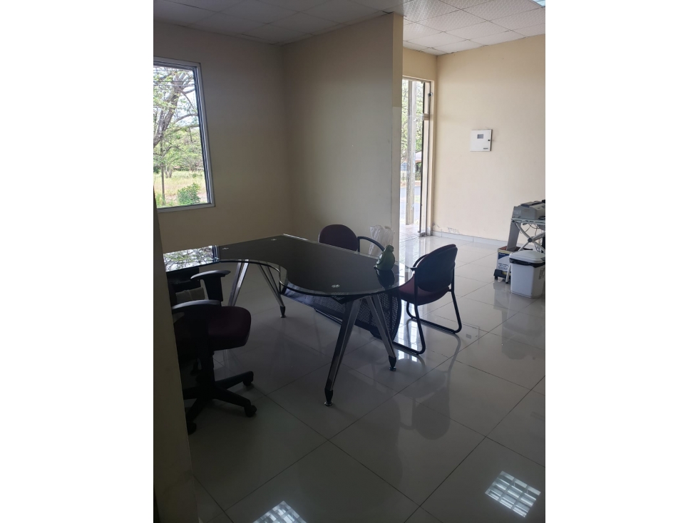 SANTIAGO / EDIF. ENTERO / LOCAL COMERCIAL CON GALERA / EN VIA 800M - 4