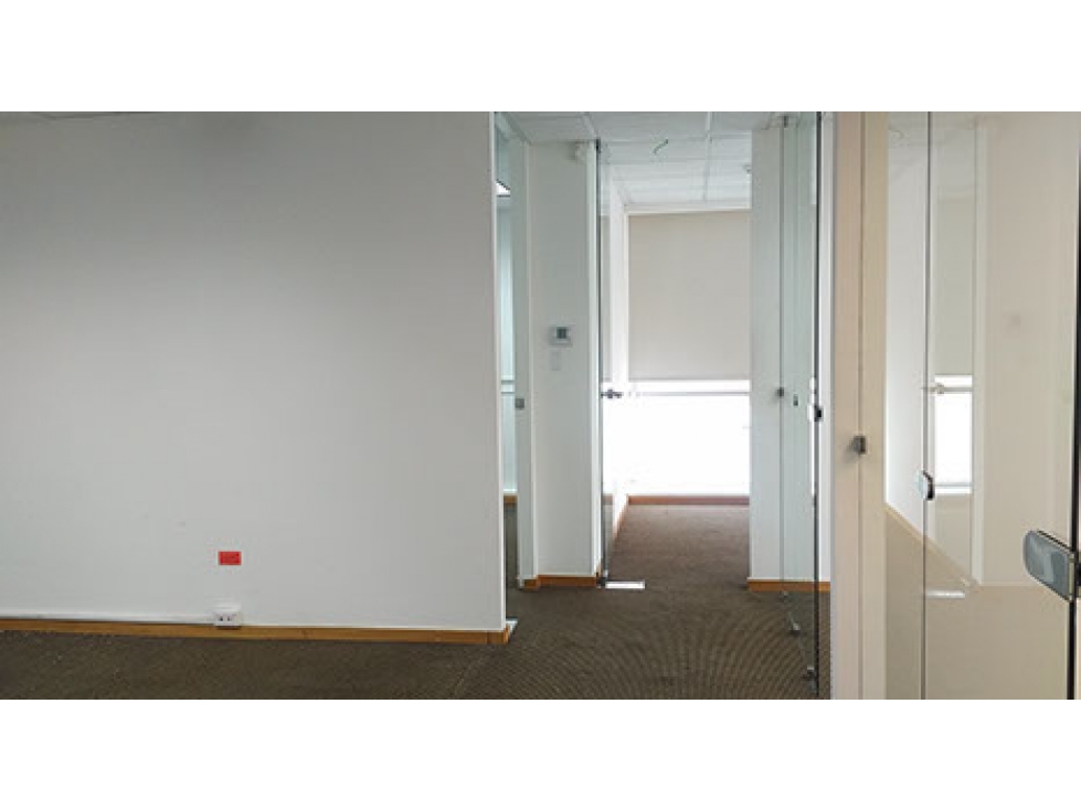 OFICINA / PLAZA OBARRIO / EDIF. HI TECH / 260M2