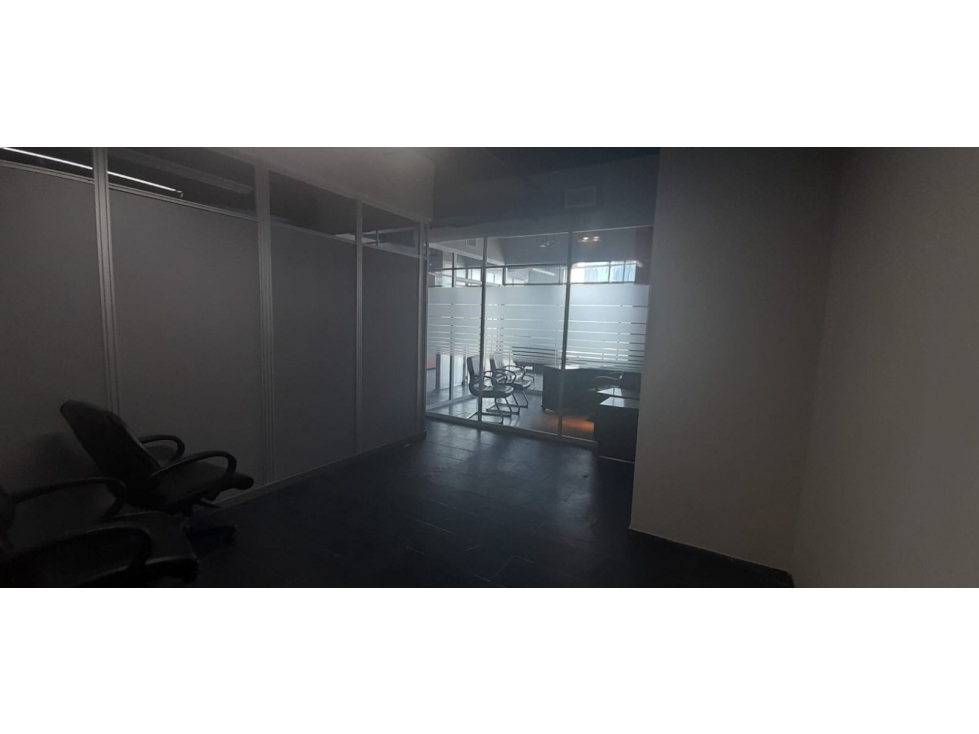 OFICINA / CALLE 50 / TORRE GLOBAL BANK / 102m2 / VACIA — foto 6