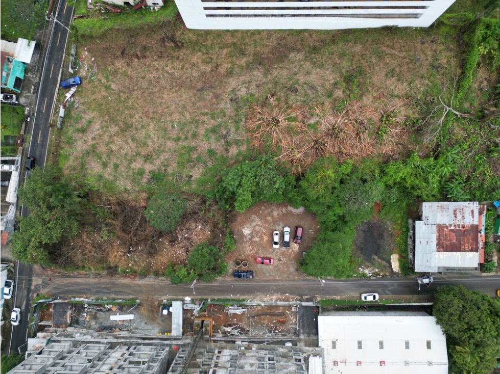 SE VENDE TERRENO COMERCIAL RIO ABAJO 5368M VIA ESPAÑA ZONA CENTRICA - 1