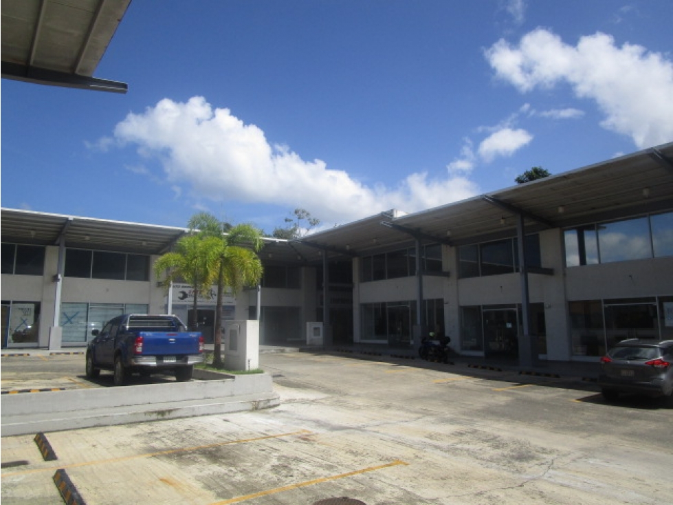 LOCAL COMERCIAL / PLAZA MILLA 8 / CON MEZZANINE / 190M / VACIO — foto 4