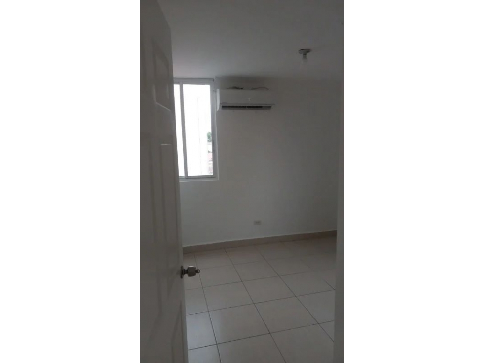 RIO ABAJO / RES. PALMERAS / 80m2 / 3 HABITACIONES / CENTRICO APART. — foto 3