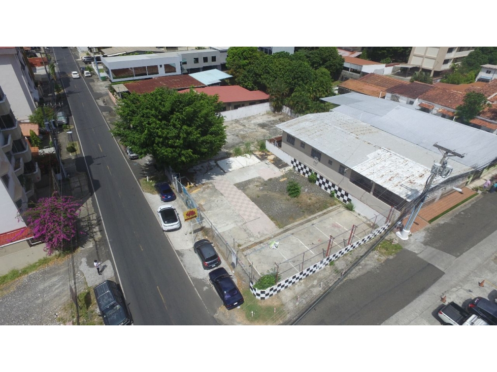 TERRENO COMERCIAL / SAN FRANCISCO / 957 M2 / CON PROYECTO APROBADO