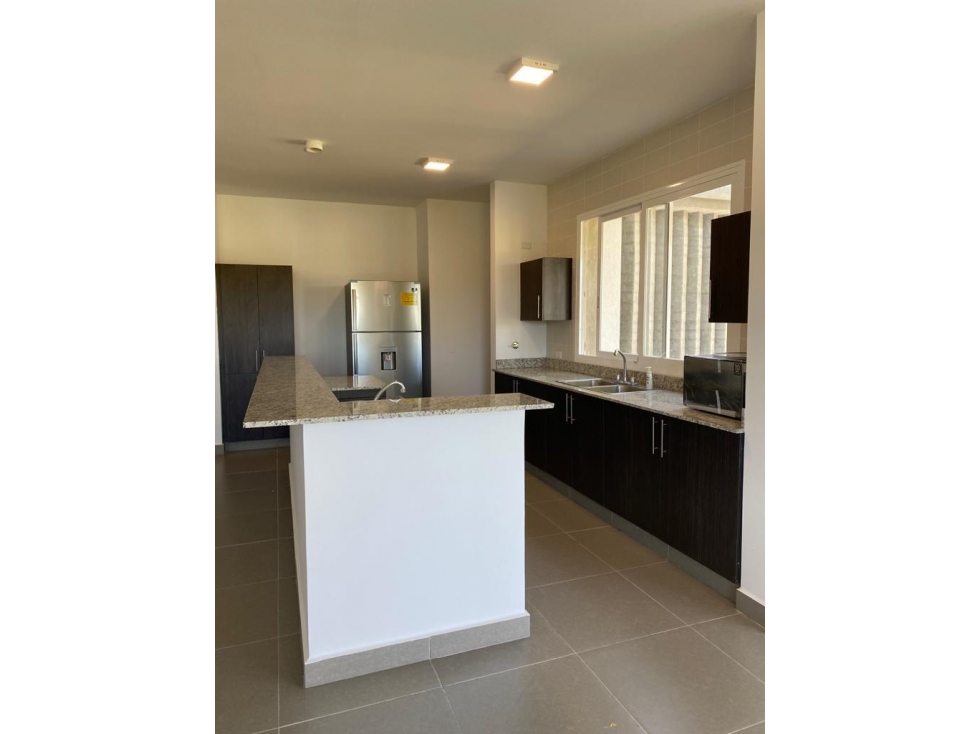 SE VENDE AMPLIA CASA DOS NIVELES 236 M2 EN PH CORONADO ESCAPE — foto 3