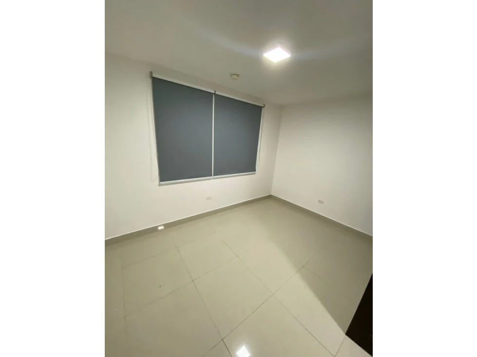 JUAN DIAZ / LOS PUEBLOS TOWERS / 64 M2 / 2 HABITACION / BALCON — foto 3
