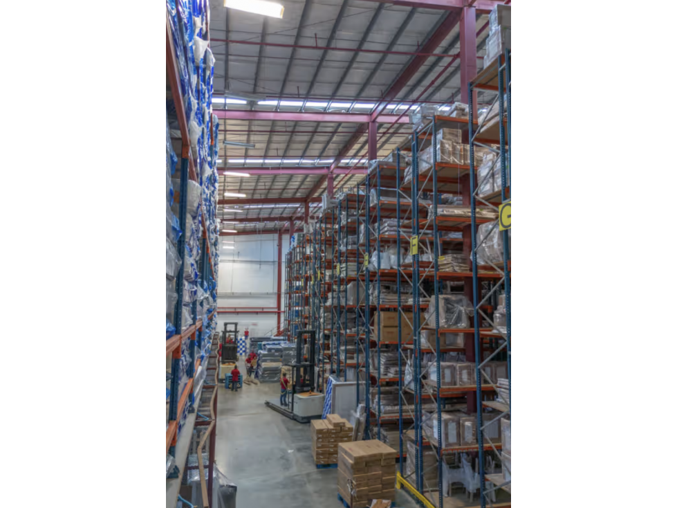 LA LOCERIA / BODEGA CON OFICINAS / 5,228M / AREA DE CONTENEDORES JC — foto 4