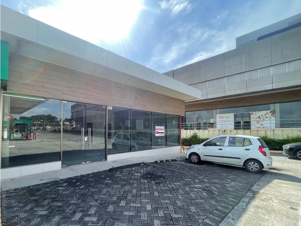 LOCAL / PLAZA ONDGO / LA CHORRERA / 190M / 4 PARKING / VACIO — foto 2