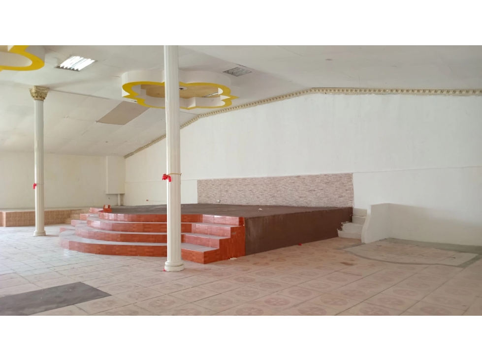 SE VENDE GALERA RIO ABAJO / BODEGA / 900M / CON OFICINA JC - 6