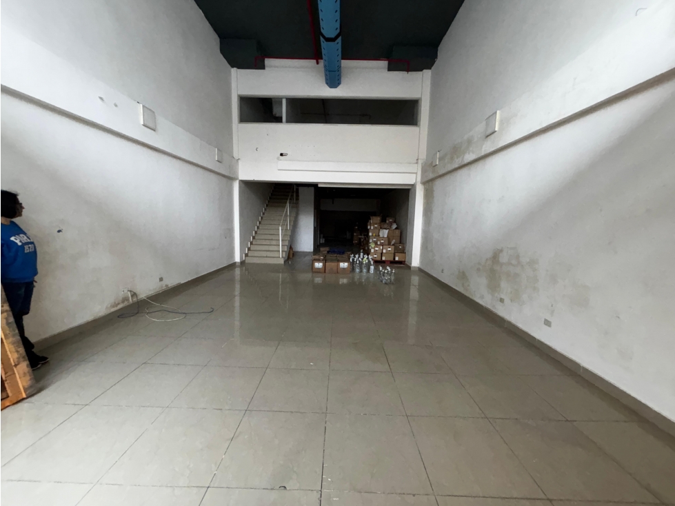 EL CARMEN / PLAZA KORINTHO / 197M / PLANTA BAJA / FRENTE A VIA — foto 3
