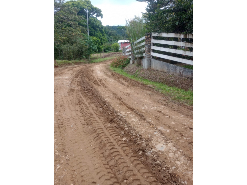 VERAGUAS / SANTA FE / 4300M / TERRENO / VISTA A LA MONTAÑA AG - 3