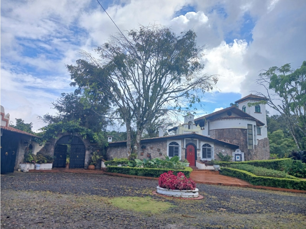 COCLE / EL VALLE DE ANTON / 18000M / VISTAS AL OCEANO / BOHIO / RIO AG - 2