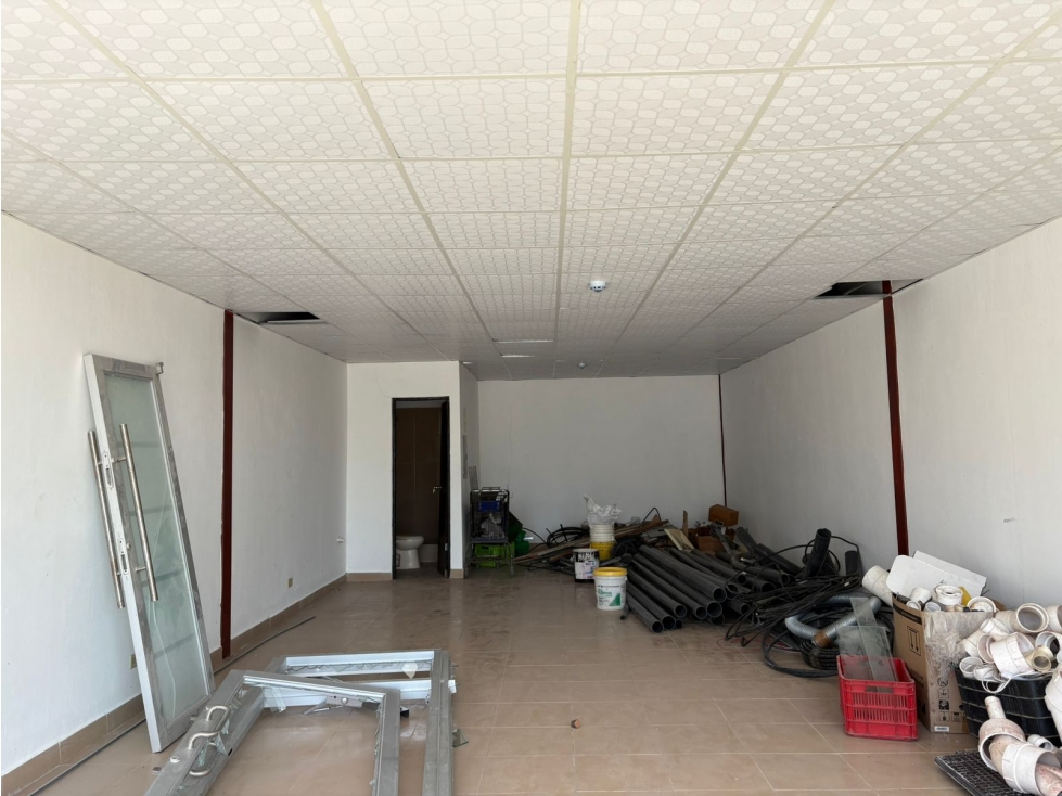 COCLE / SANTA CLARA / 65M / LOCAL COMERCIAL / VACIO / AG - 4