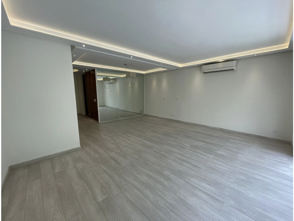 CLAYTON / EMBASSY CLUB / 300M / LINEA BLANCA HIGH END / BALCON — foto 2