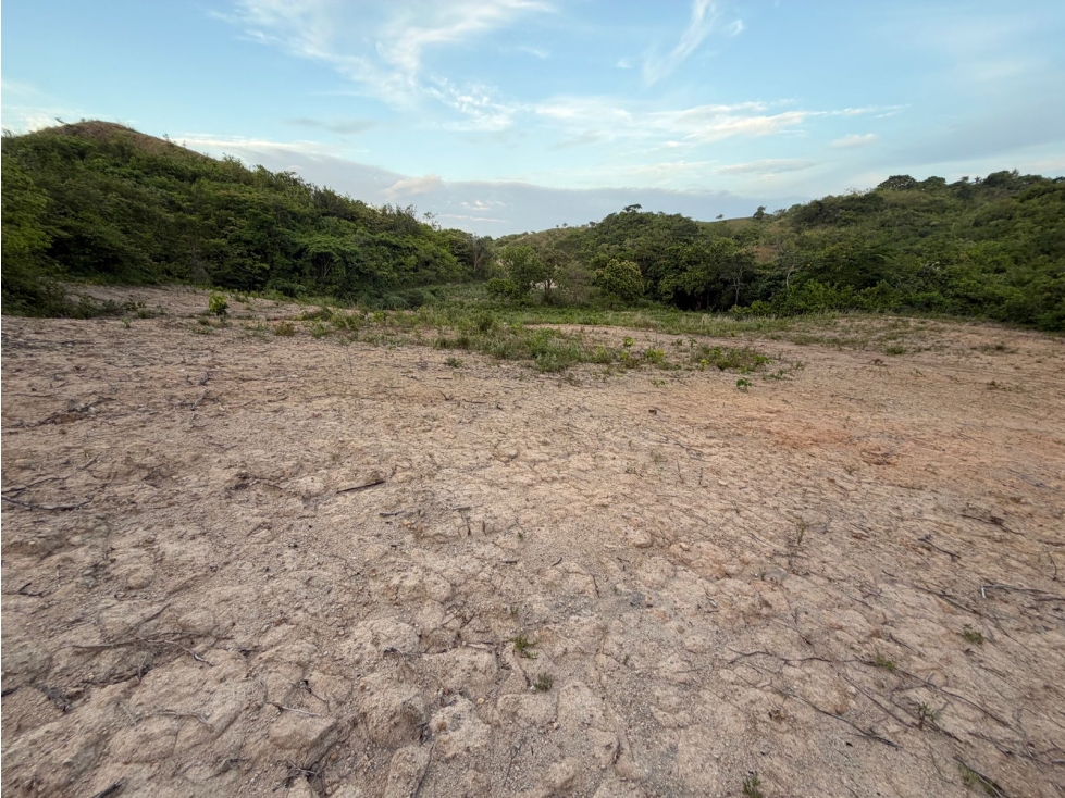 SE VENDE TERRENO EN CHAME 853 M2 VIA A LA LAGUNA — foto 3