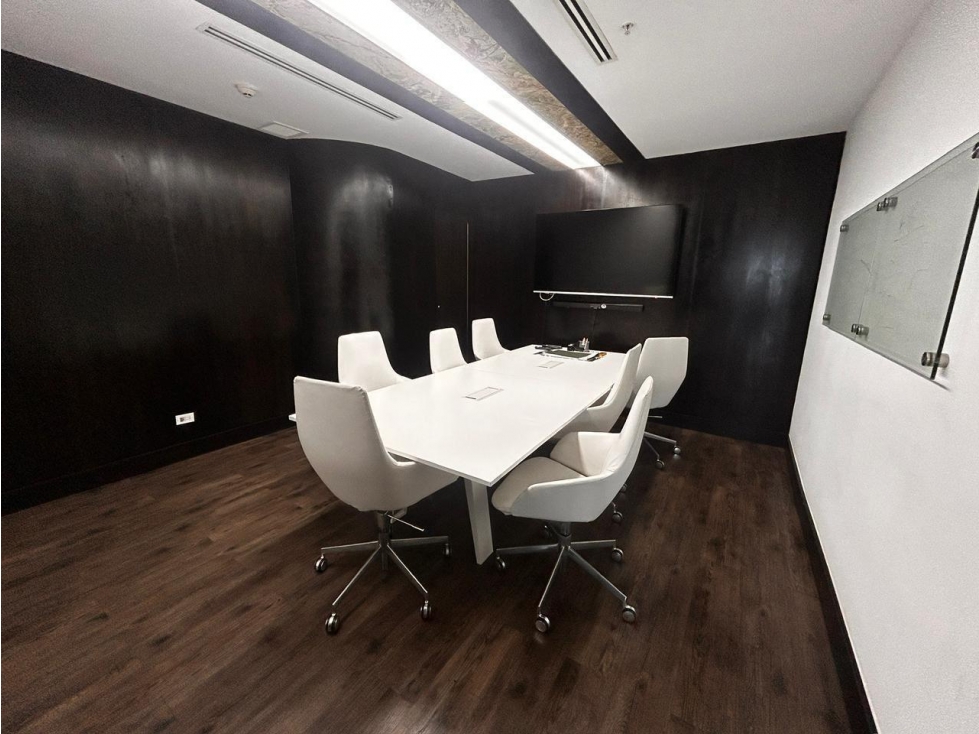 OFICINA / OCEANIA / 209m2 / CON DIVISIONES / AMOBLADA / ILUMINACION — foto 4