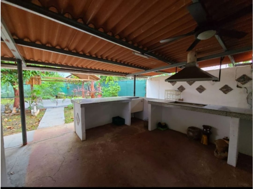 CHITRE / MARIMAR / 2 HABITACIONES / 352 M2 / GASEVO / TERRAZA - 4
