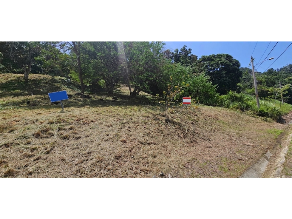 CHAME / ALTOS DE MARIA / 1900 M2 / ARBOLES FRUTALES / ZONAS VERDES