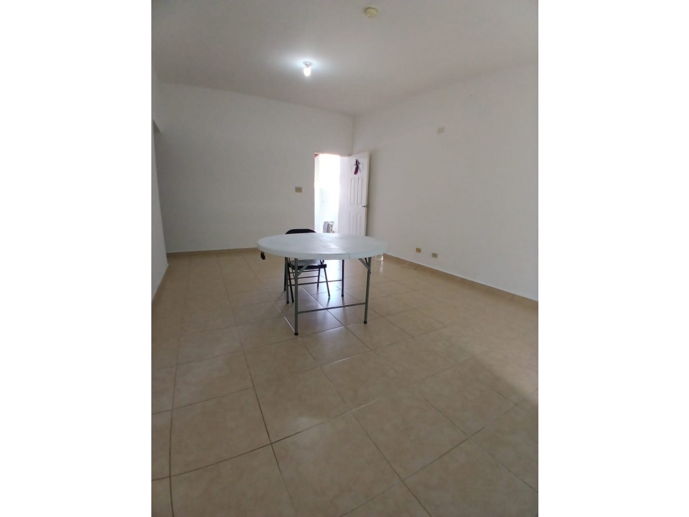 ARBOLEDAS CLUSTER / LOS AVELLANOS / 3 HABITACIONES / 120 M2 / VACIO — foto 2
