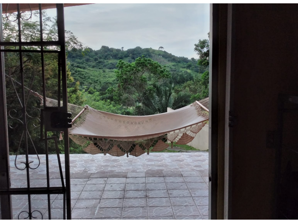 SE VENDE CASA EN COCLE LAS MINAS 10705M CON ENTORNO NATURAL - 1