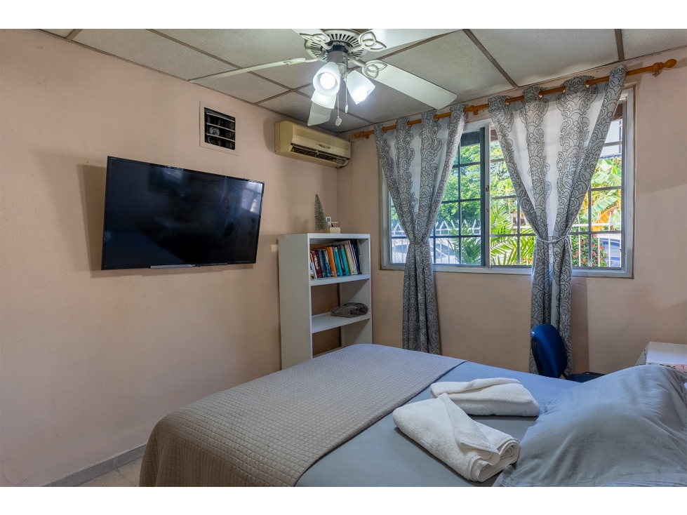 SE VENDE CASA 156 M2 EN JUAN DIAZ CAMPO LINDBERGH CON JARDIN CERCADA - 4