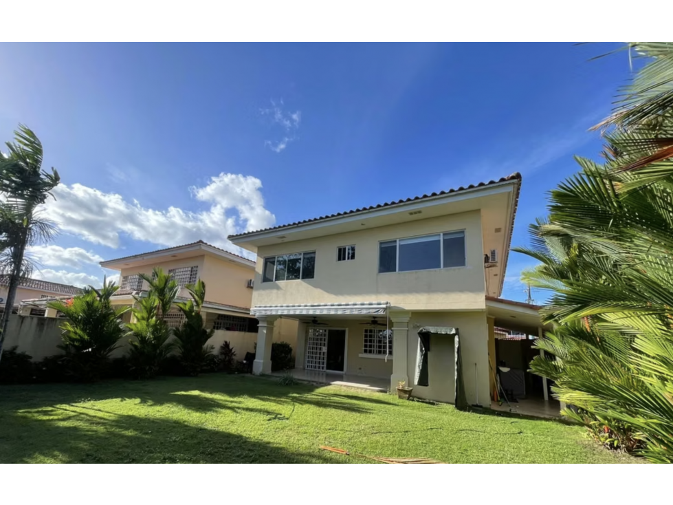 SE ALQUILA HERMOSA CASA 438M EN BRISAS DEL GOLF PH VILLA ALTA AMOBLADA - 1