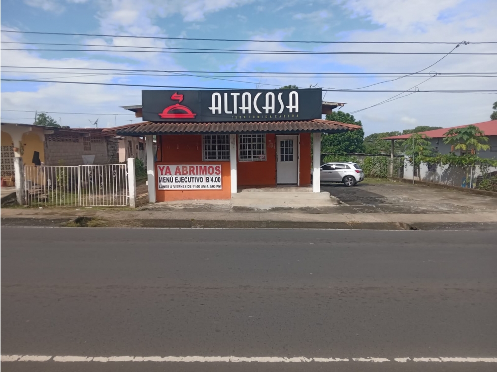 CHORREA / BARRIO COLON / 1025 M2 / TERRENO / CON ZONAS VERDES - 2