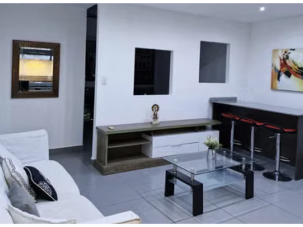 SE ALQUILA APARTAMENTO BELLA VISTA COLORES 50M 1 HABITACIÓN AMOBLADO