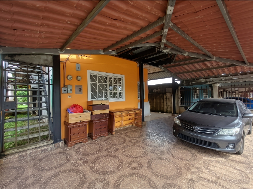 SE VENDE CASA ALCALDE DIAZ SAN LORENZO 325M 4 HABITACION 2 NIVELES