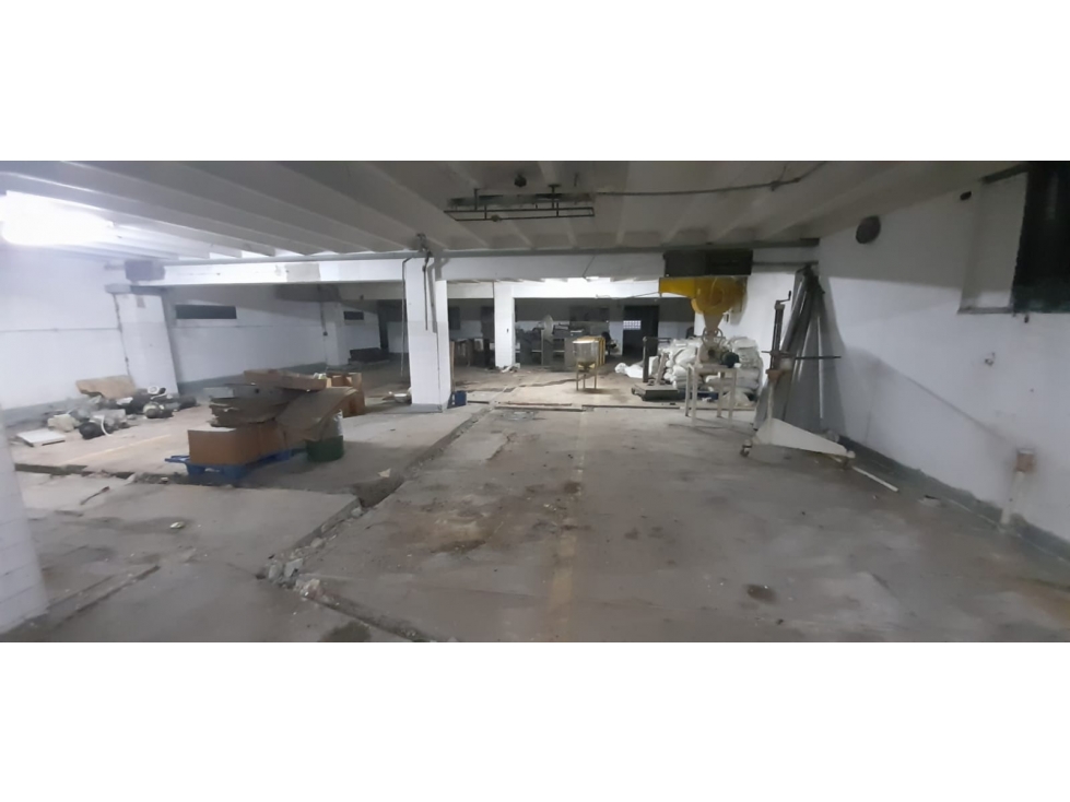 TRANSISTMICA / GALERA / URBANIZACION INDUSTRIAL ORILLAC / 3700M2 — foto 4