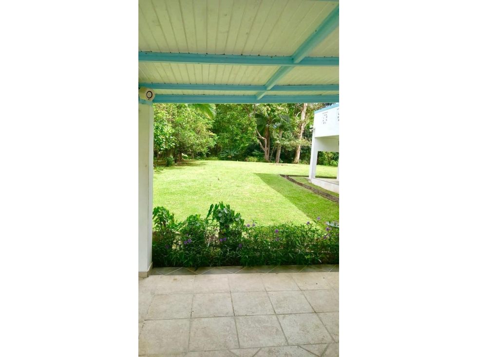 CLAYTON / ESTILO BUNGALAW / 1015M / 5 HABITACION / REFORMADA