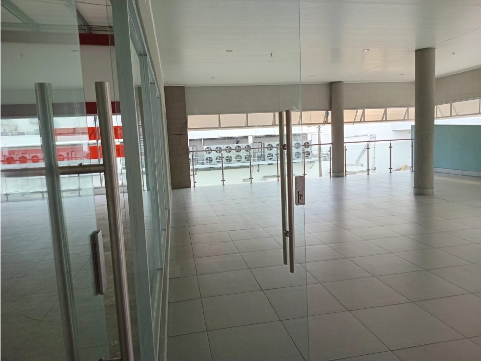 LOCAL / PLAZA CAMINOS CENTENNIAL / 115M / PLANTA ALTA / TERRAZA JC — foto 4