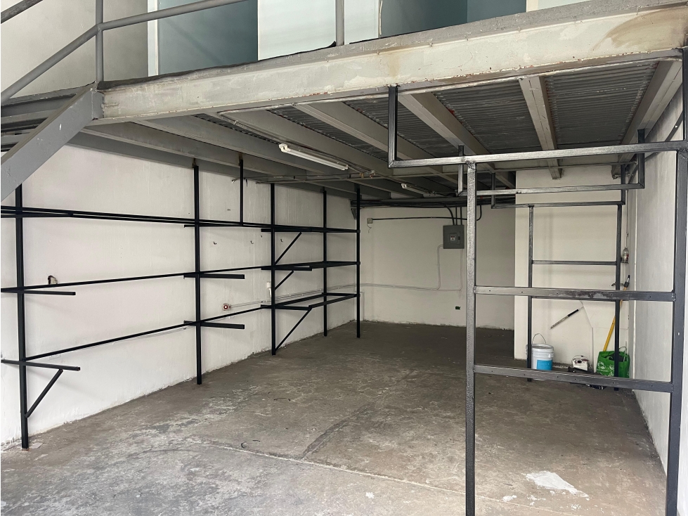 SE ALQUILA GALERA EN PUEBLO NUEVO DE 80M CON MEZZANINE - 4
