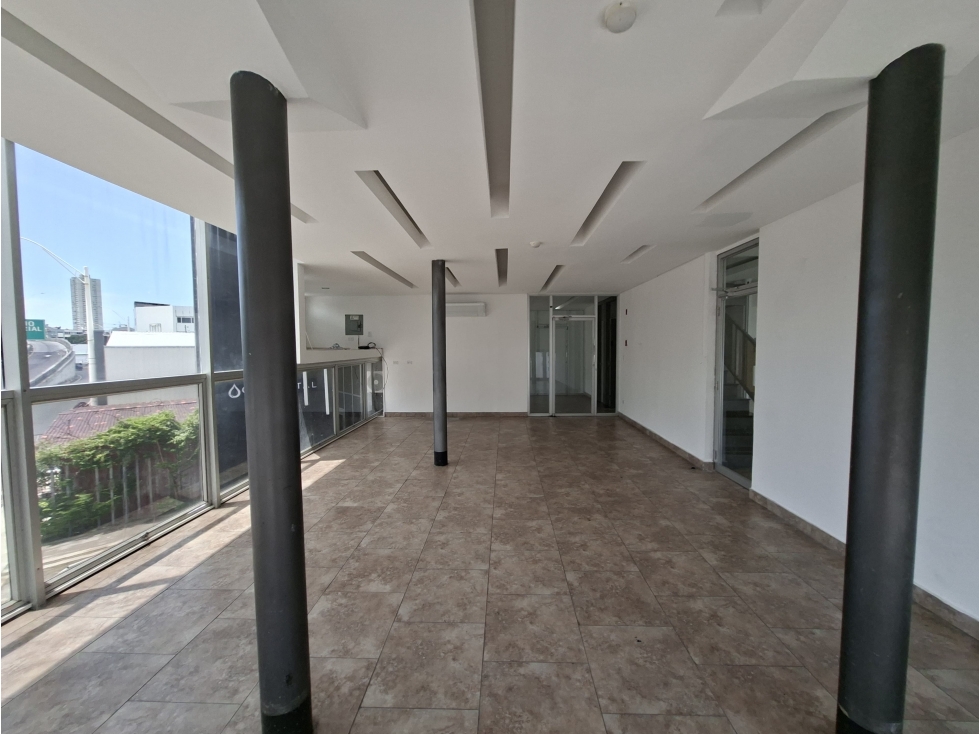 SE ALQUILA LOCAL PARQUE LEFEVRE 140M 2 BAÑO CON AIRE ACONDICIONADO — foto 6