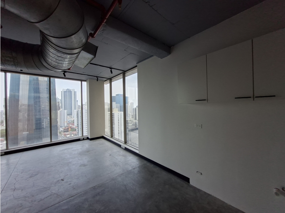 SE ALQUILA OFICINA OBARRIO TWIST TOWER 74M CON DIVISIONES PISO ALTO — foto 3