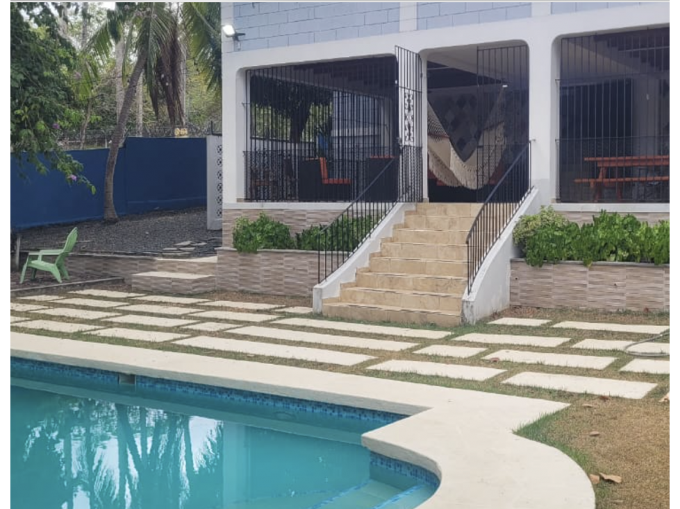 NUEVA GORGONA / 3 HABITACIONIONES / 1150 M2 / 5 PARKING / PISCINA
