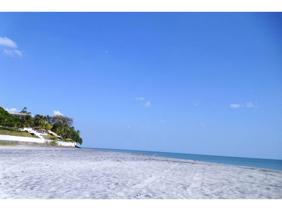 SE VENDE TERRENO EN PLAYA CORONADO 1,732M2 ZONA RESIDENCIAL — foto 4