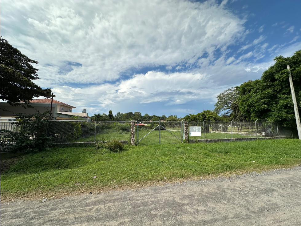 TERRENO / CORONADO / CALLE BOULEVARD / 1281M2 / PLANO / NEGOCIABLE