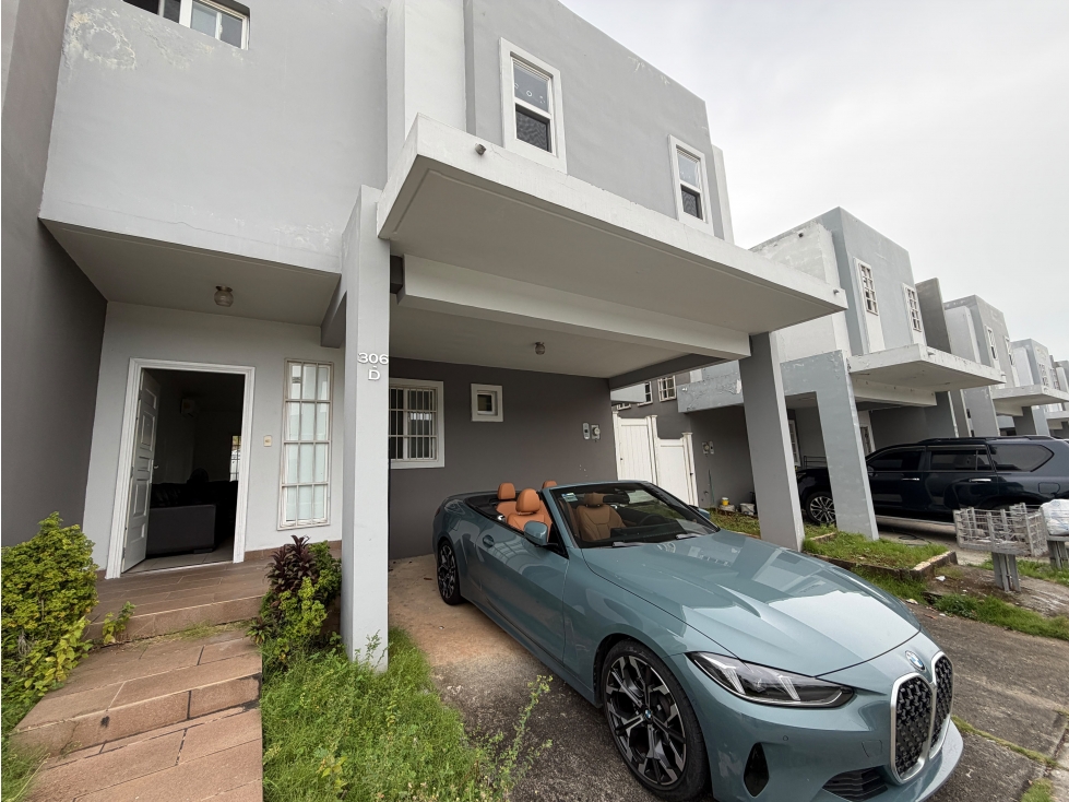 SE VENDE CASA BRISAS DEL GOLF VICTORIA 164M 3HABITACION 2 BAÑOS DUPLEX