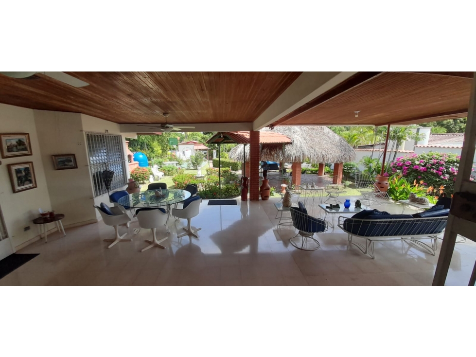CORONADO / CASA CON PISCINA Y AMPLIO TERRENO / CON ANEXO / 1800M2 — foto 6