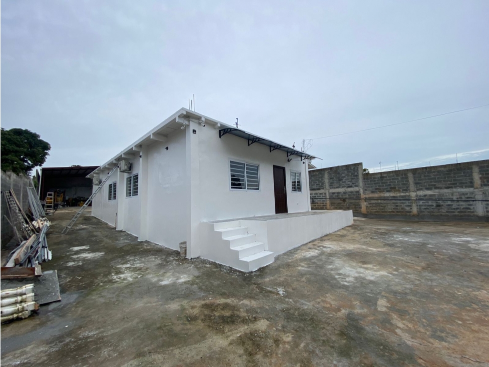 PEDREGAL / LOCAL COMERCIAL / IDEAL PARA TALLER/ 1000M / YH - 4