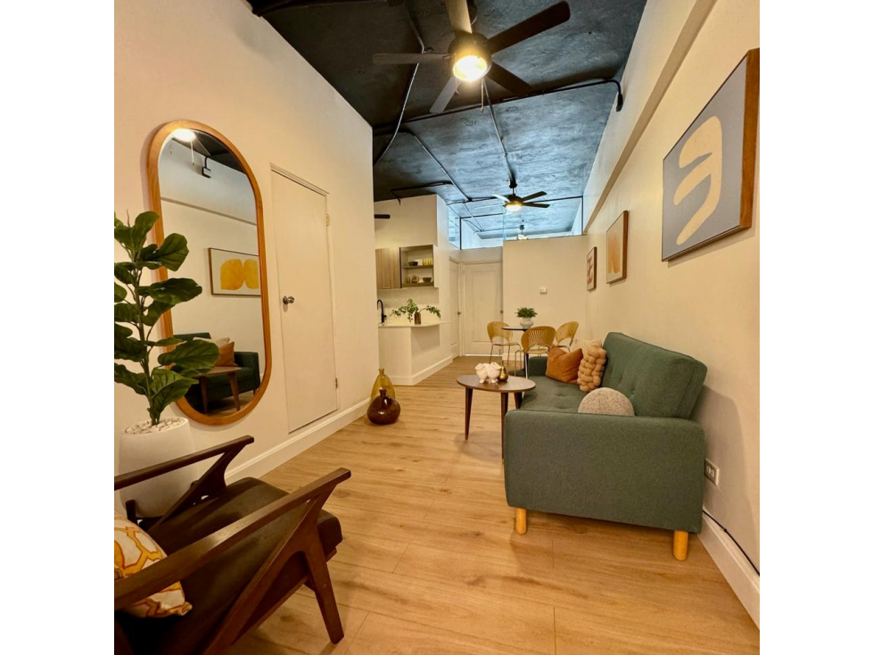 CASCO VIEJO / CASCO ANTIGUO / PLAZA CENTRAL / 63M / AMOBLADO
