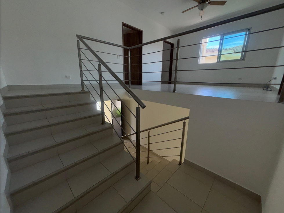 SE VENDE CASA EN CONDADO DEL REY PH ALTOS DEL PARQUE DE 3 HABITACION — foto 4