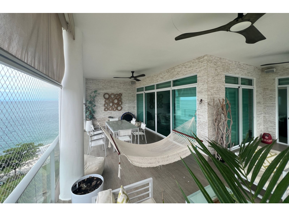 SE VENDE CASA EN RIO HATO BIJAO BEACH CLUB RESIDENCES 280M