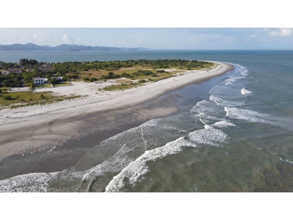 SE VENDE TERRENO EN PUNTA CHAME 1,500M2 SEGUNDA LINEA DEL MAR