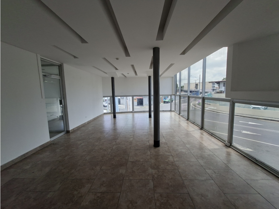 SE ALQUILA LOCAL PARQUE LEFEVRE 75M 2 PARKING CON AIRE ACONDICIONADO — foto 5